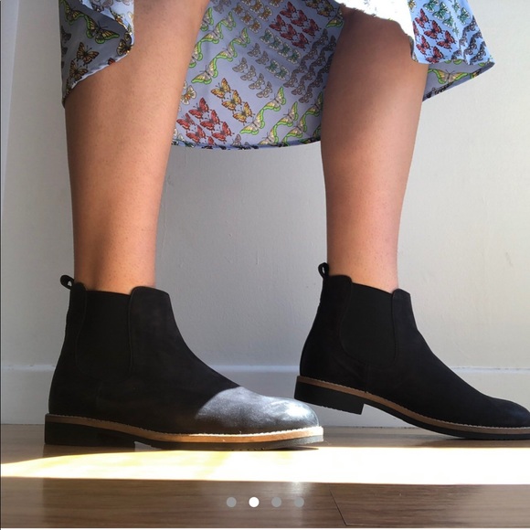 Shoe Embassy black booties - Picture 2 of 3